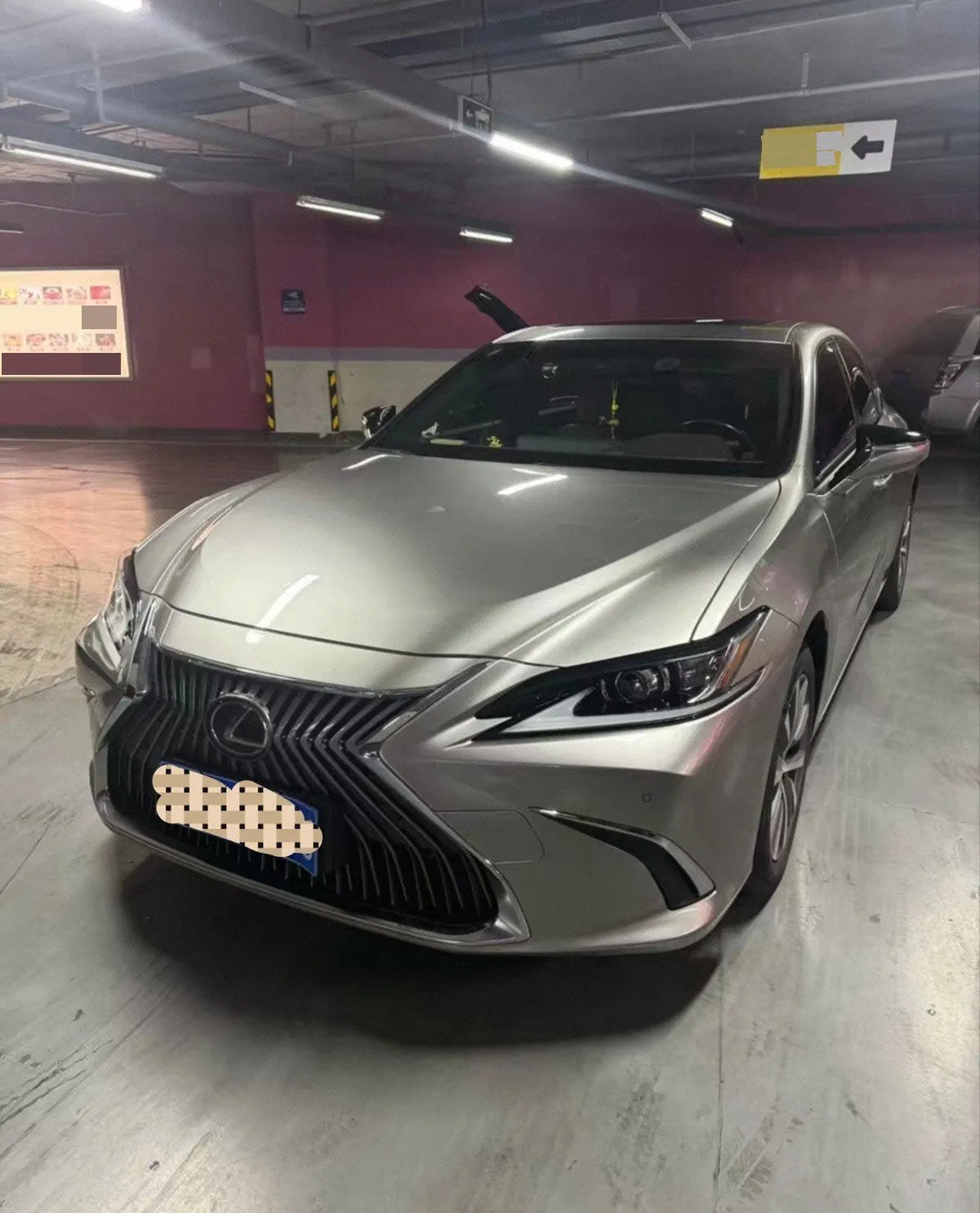 Открыть галерею: Lexus ES (Imported) 2021 ES260 2.5 Excellence Automatic Gear