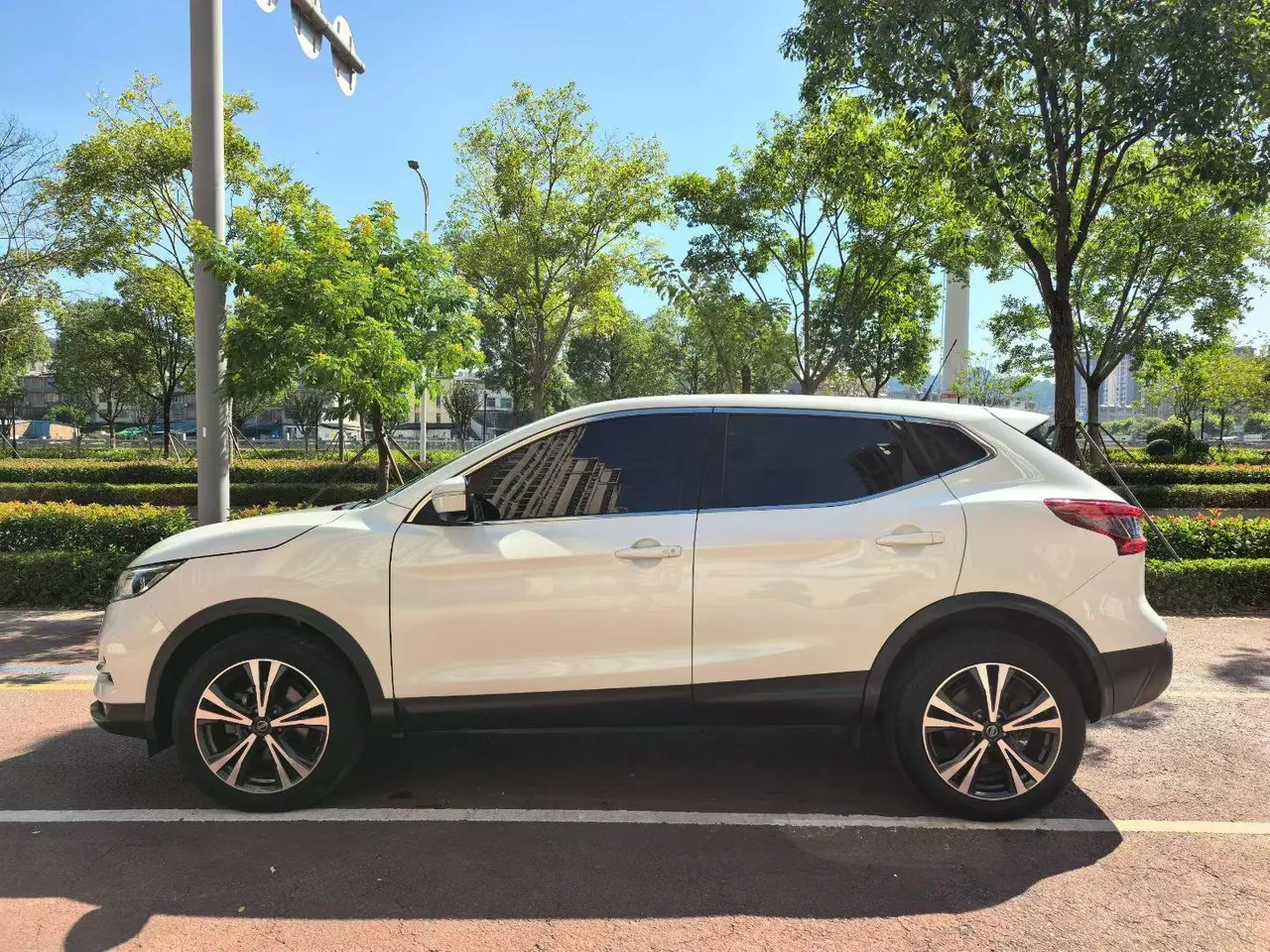 Nissan 2021 Xiao Ke 2.0 Stepless XV Prem Deluxe Edition Automatic Gear 7
