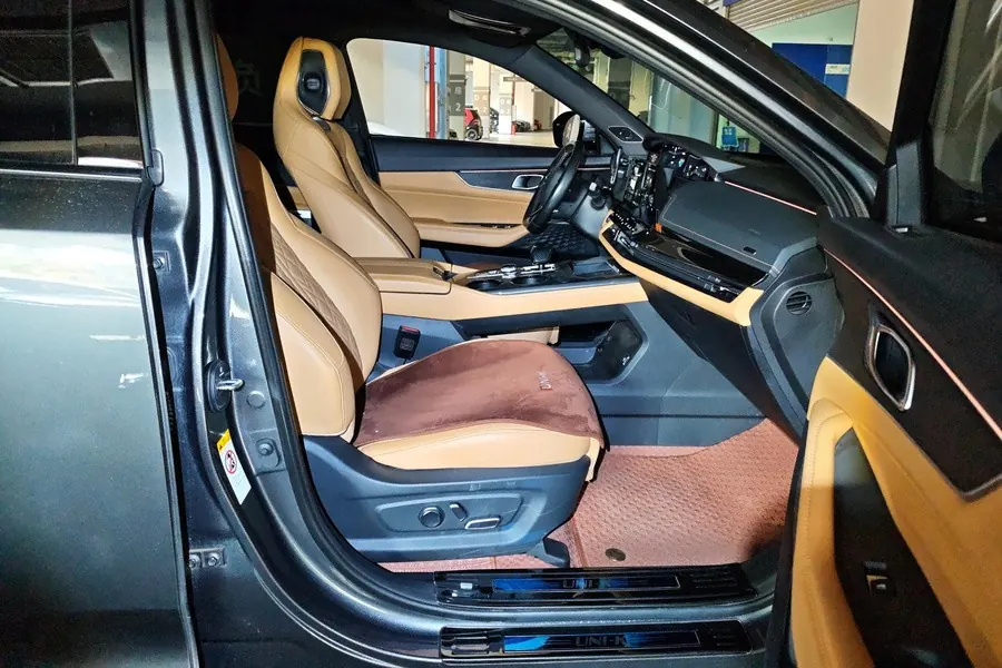ChangAn 2021 UNI-K 2.0T Honorable Automatic 6