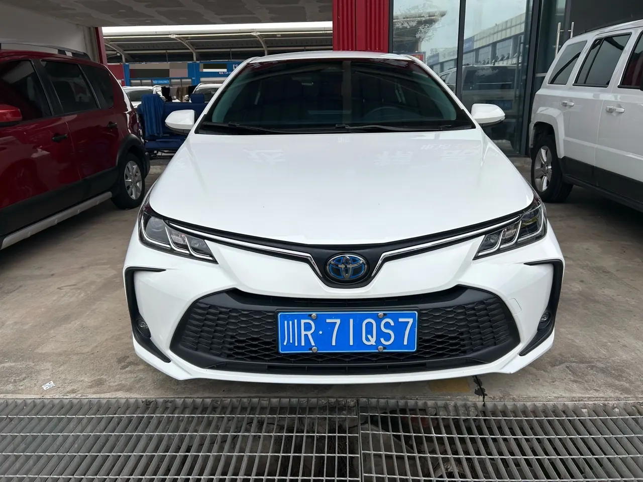 Toyota 2023 Corolla Double Engine 1.8 Stepless Intelligent Electric Hybrid Pioneer Edition Automatic Gear 2