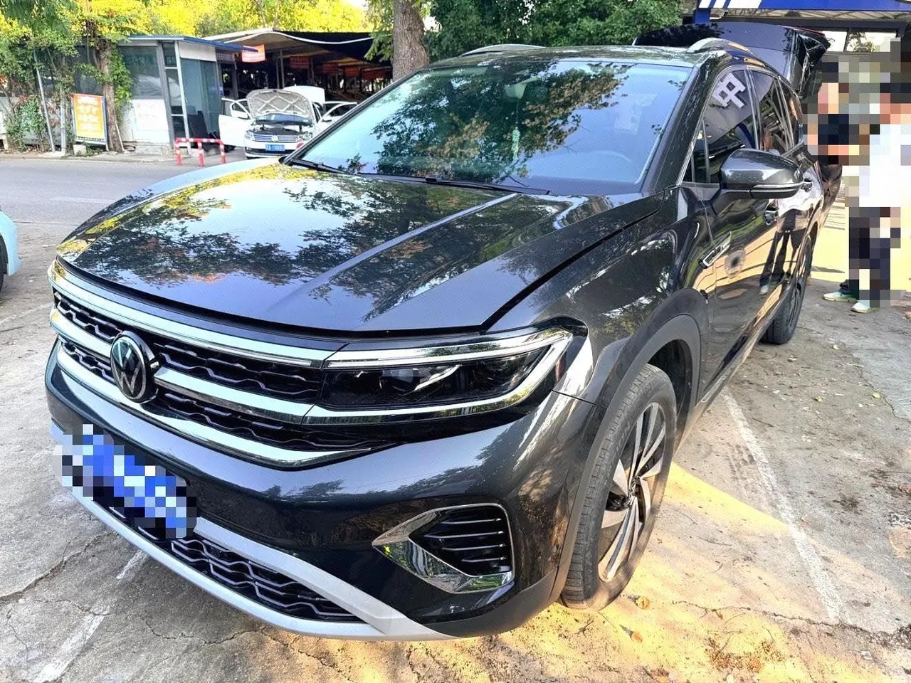 Volkswagen 2022 model range 2.0TSI 380TSI four-wheel drive luxury version Pro6 automatic gear - View 1