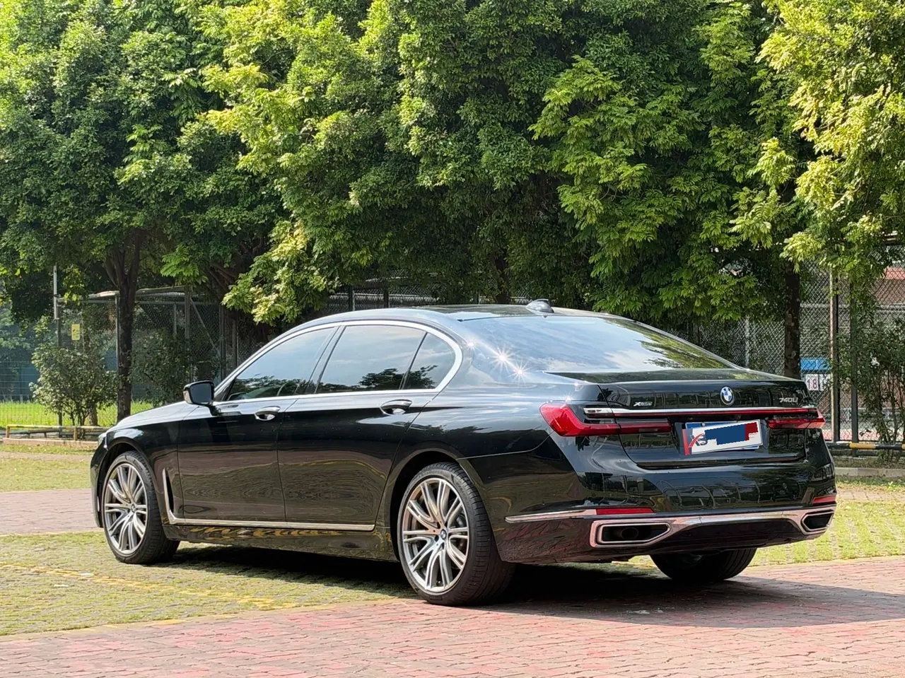 BMW 7 Series (Imported) 2022 740Li xDrive 3.0T Administrative Luxury Suit Automatic Gear 3