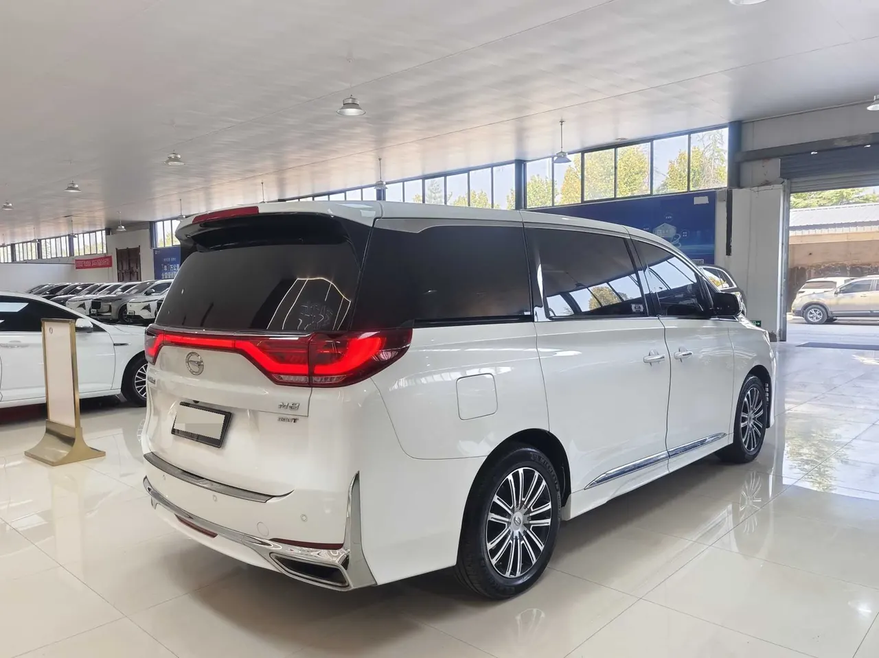 Chuanqi 2021 M8 2.0T 390T Lingxiu Series Extreme Edition Automatic Gear 9