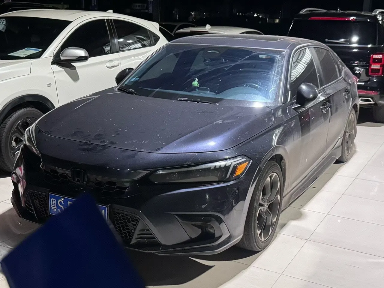Открыть галерею: Honda 2022 Civic 1.5T Stepless 240TURBO Combustion Edition Automatic Gear
