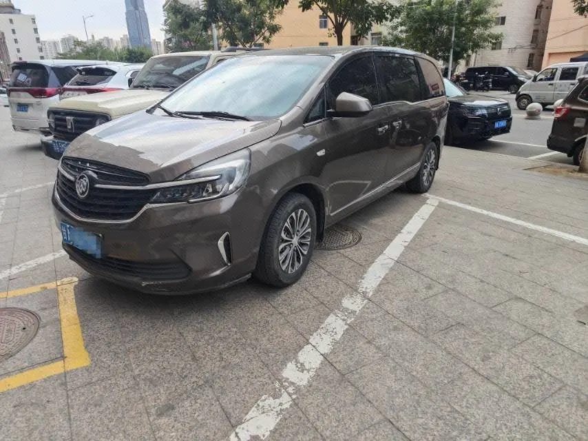 Open image lightbox: Buick 2022 GL8 Land Business Class 48V 2.0T 652T Luxury Automatic Gear