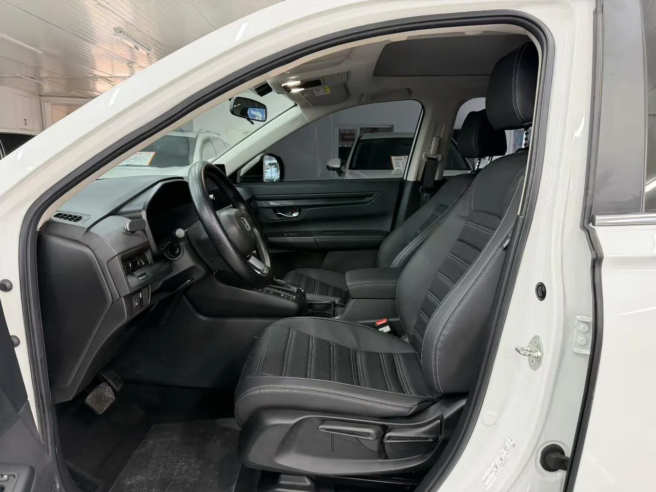 Honda 2023 CR-V 1.5T Stepless 240TURBO Two-Drive Enliveness Edition Automatic Gear 4