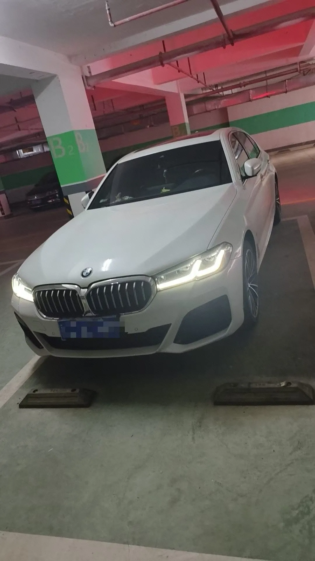 Open image lightbox: BMW 5 Series 2022 530Li 2.0T Leading M Sports Suit (Change 2) Automatic Gear