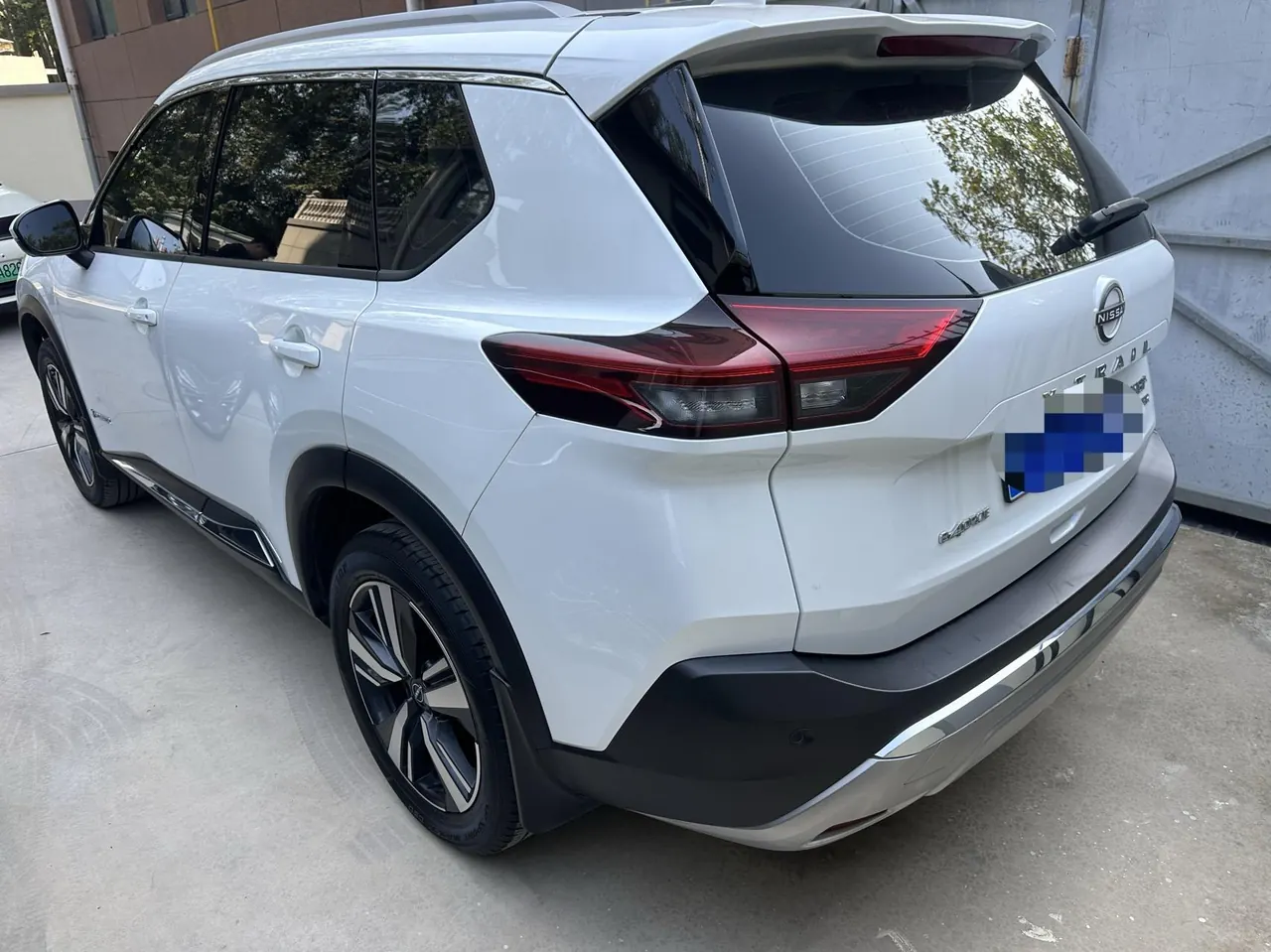 Nissan 2023 Qijun e-POWER Super Mixed Dual Motor Four-wheel Drive Extreme Automatic Gear 3