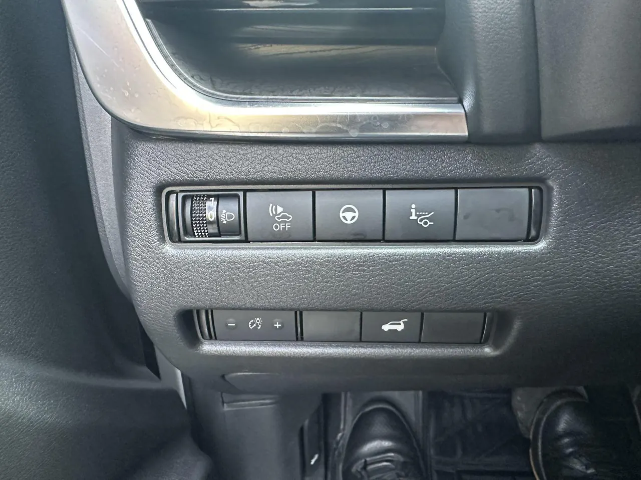 Nissan 2023 Qijun e-POWER Super Mixed Dual Motor Four-wheel Drive Extreme Automatic Gear 7