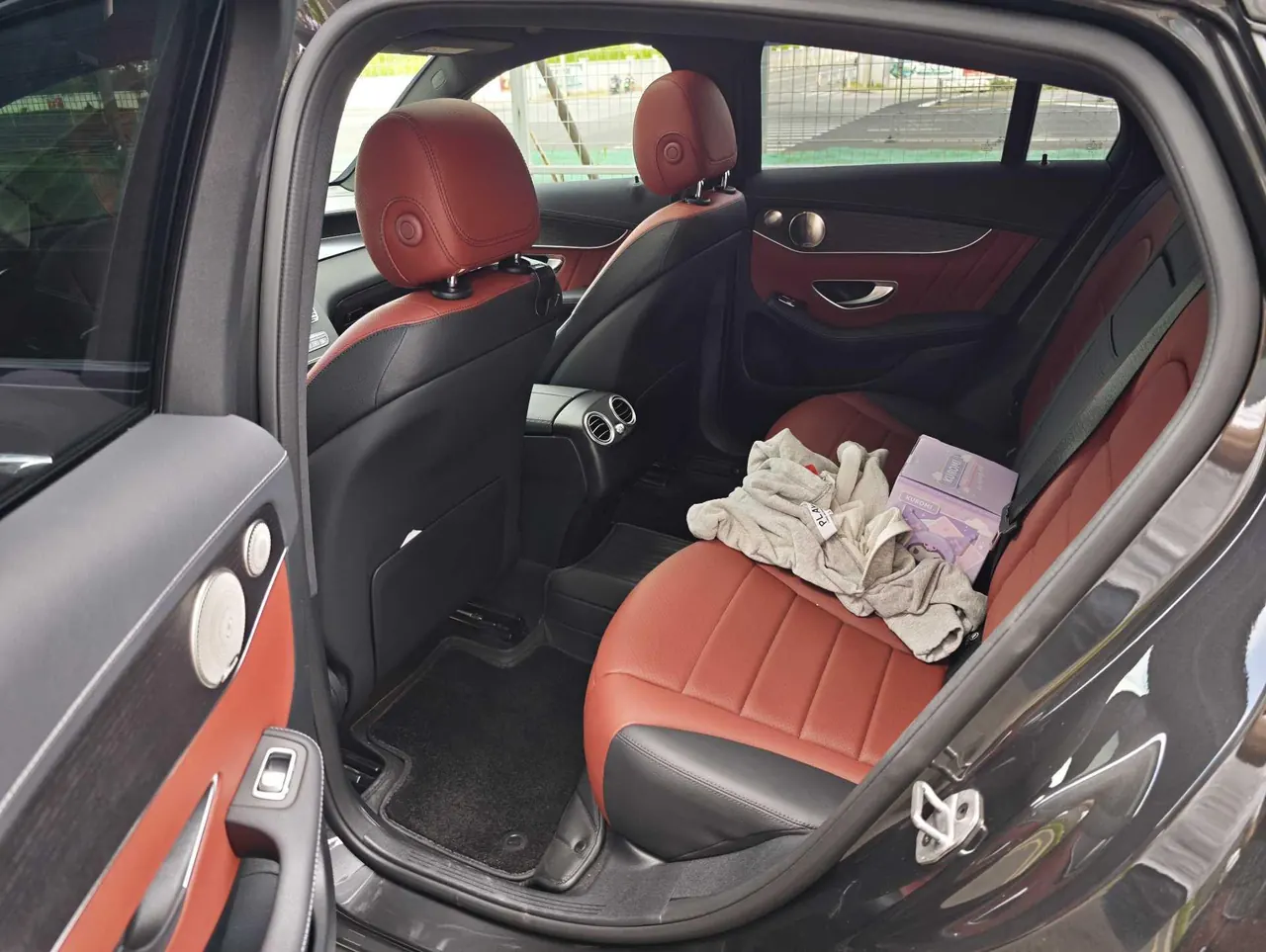Mercedes Benz GLC (Imported) 2022 GLC 300 Coupe 4MATIC 2.0T Automatic 3
