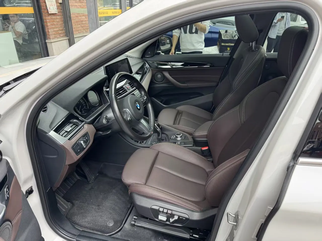 BMW 2021 X1 sDrive25Li 2.0T Leading Automatic Gear 7
