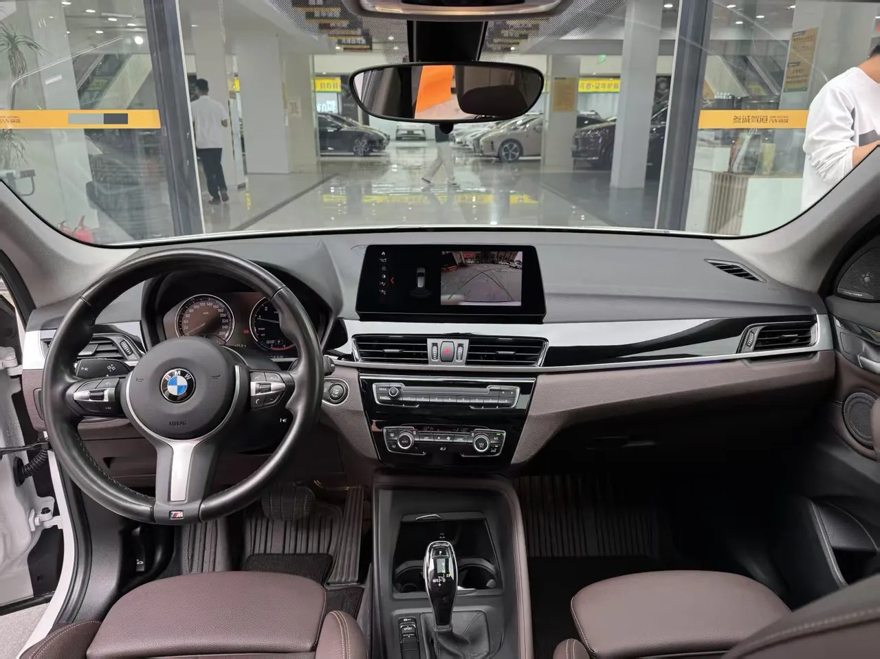 BMW 2021 X1 sDrive25Li 2.0T Leading Automatic Gear 9