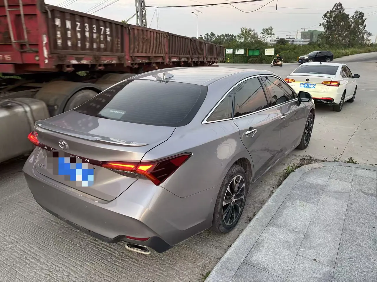 Toyota 2022 Asian Dragon 2.5 Deluxe Edition Automatic 4