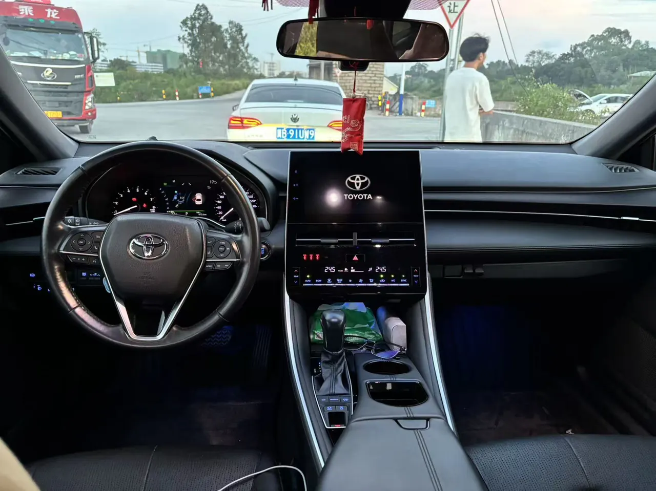 Toyota 2022 Asian Dragon 2.5 Deluxe Edition Automatic 5