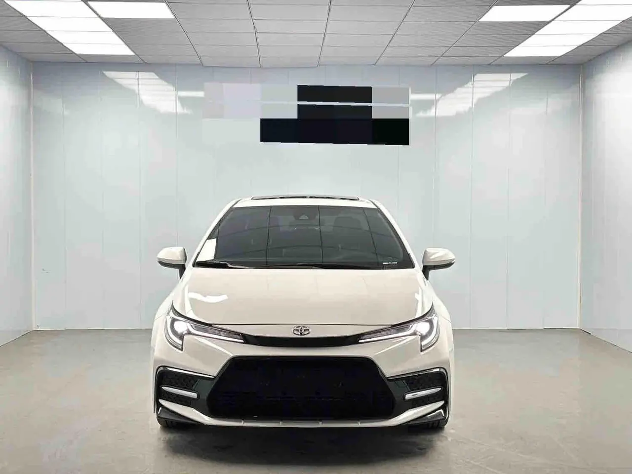 Toyota 2022 Lei Ling 1.2T Stepless 185T Sports Edition Automatic Gear 2