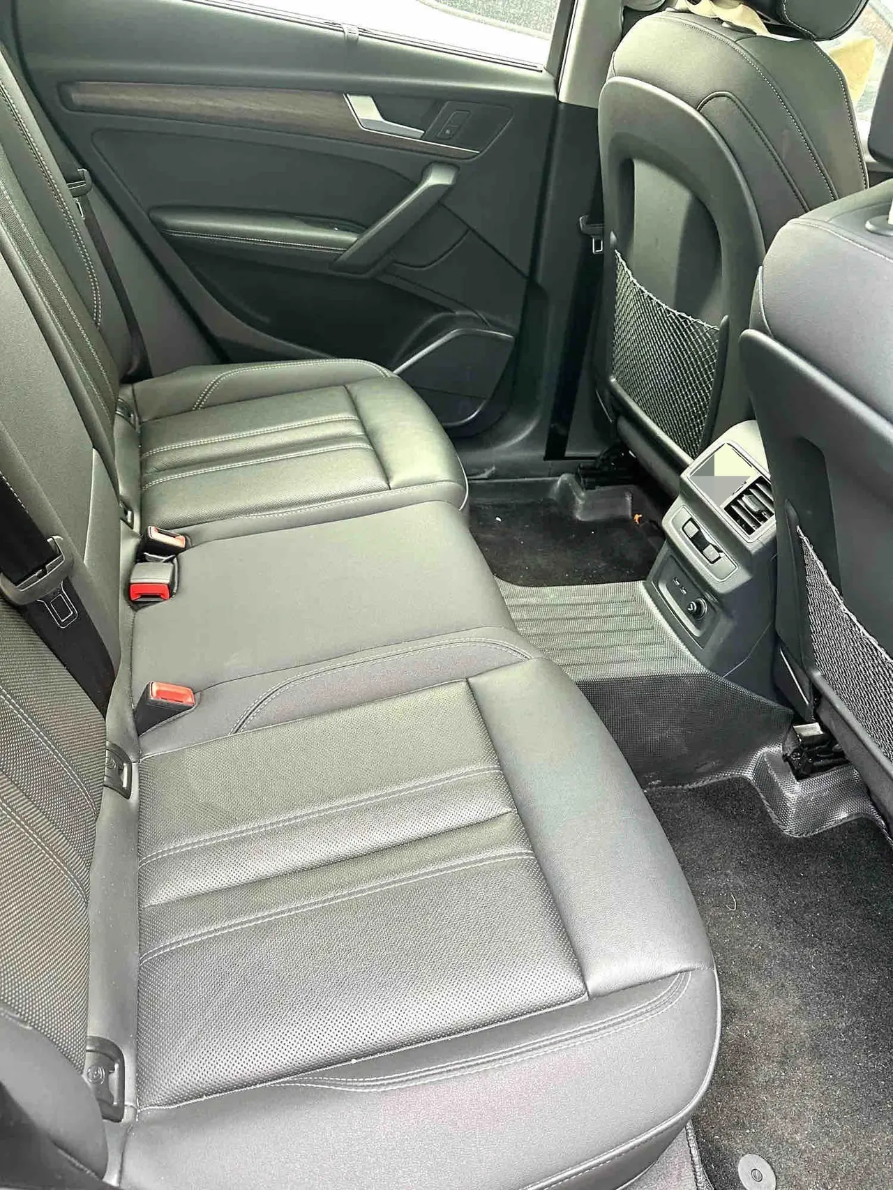Audi 2022 Q5L 2.0TFSI 40TFSI Deluxe Elegant Automatic 3