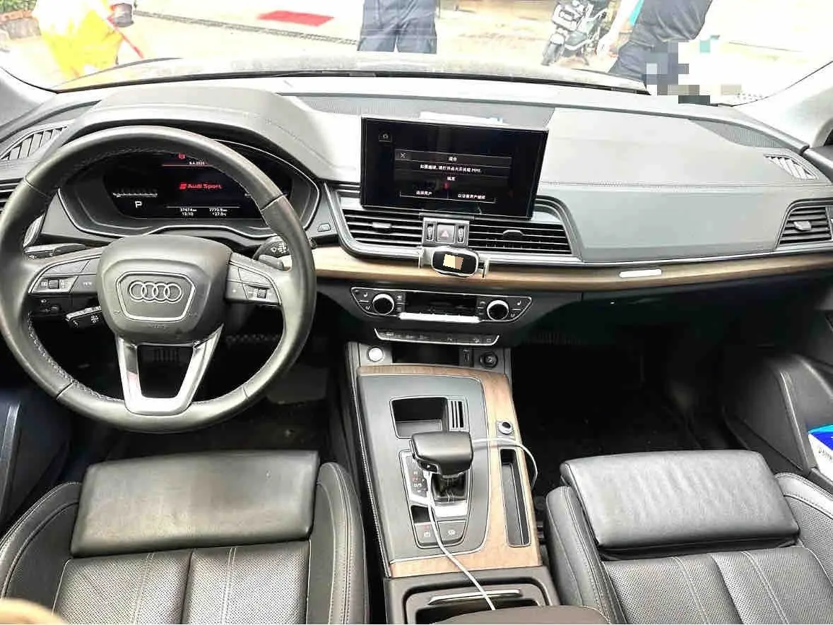 Audi 2022 Q5L 2.0TFSI 40TFSI Deluxe Elegant Automatic 4