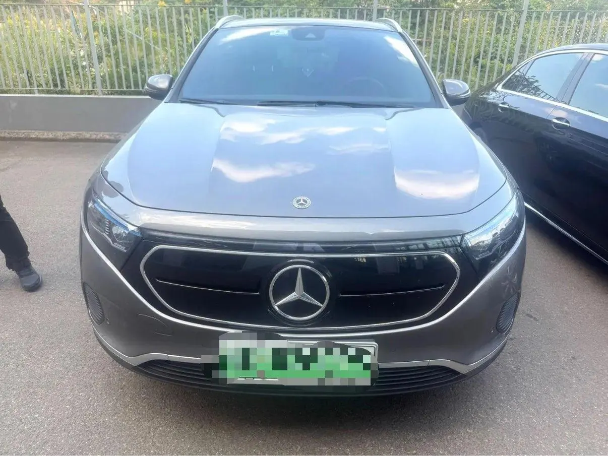 Mercedes Benz 2022 EQA 260 EQA 260 Automatic 3