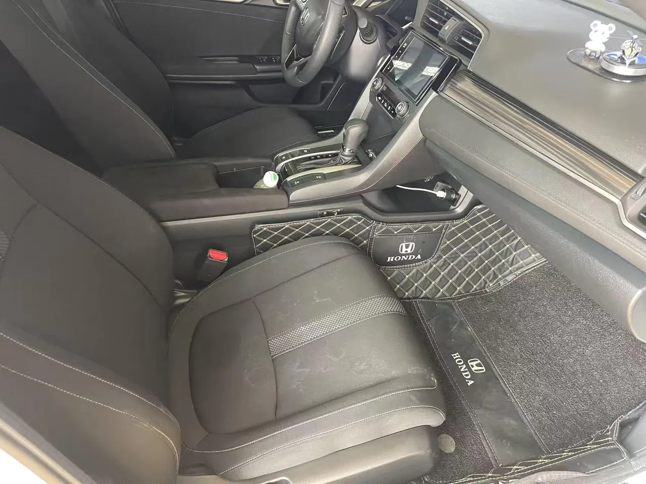 Honda 2021 Civic Hatchback 1.5T Stepless 220TURBO Tide Cool Control Automatic Gear 4