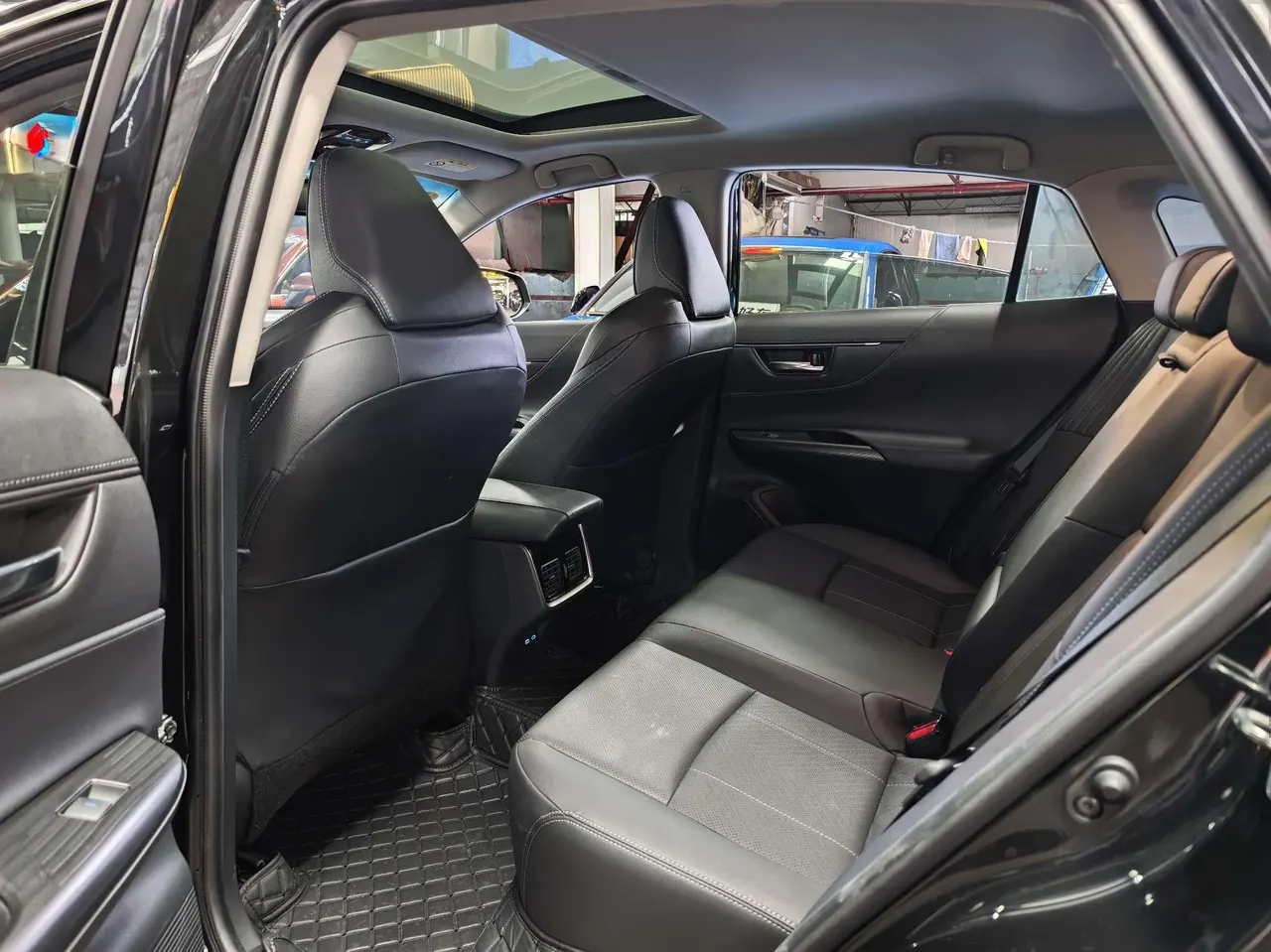 Toyota 2022 Lingbo 2.0 Stepless Two-Drive Deluxe Automatic Gear 9