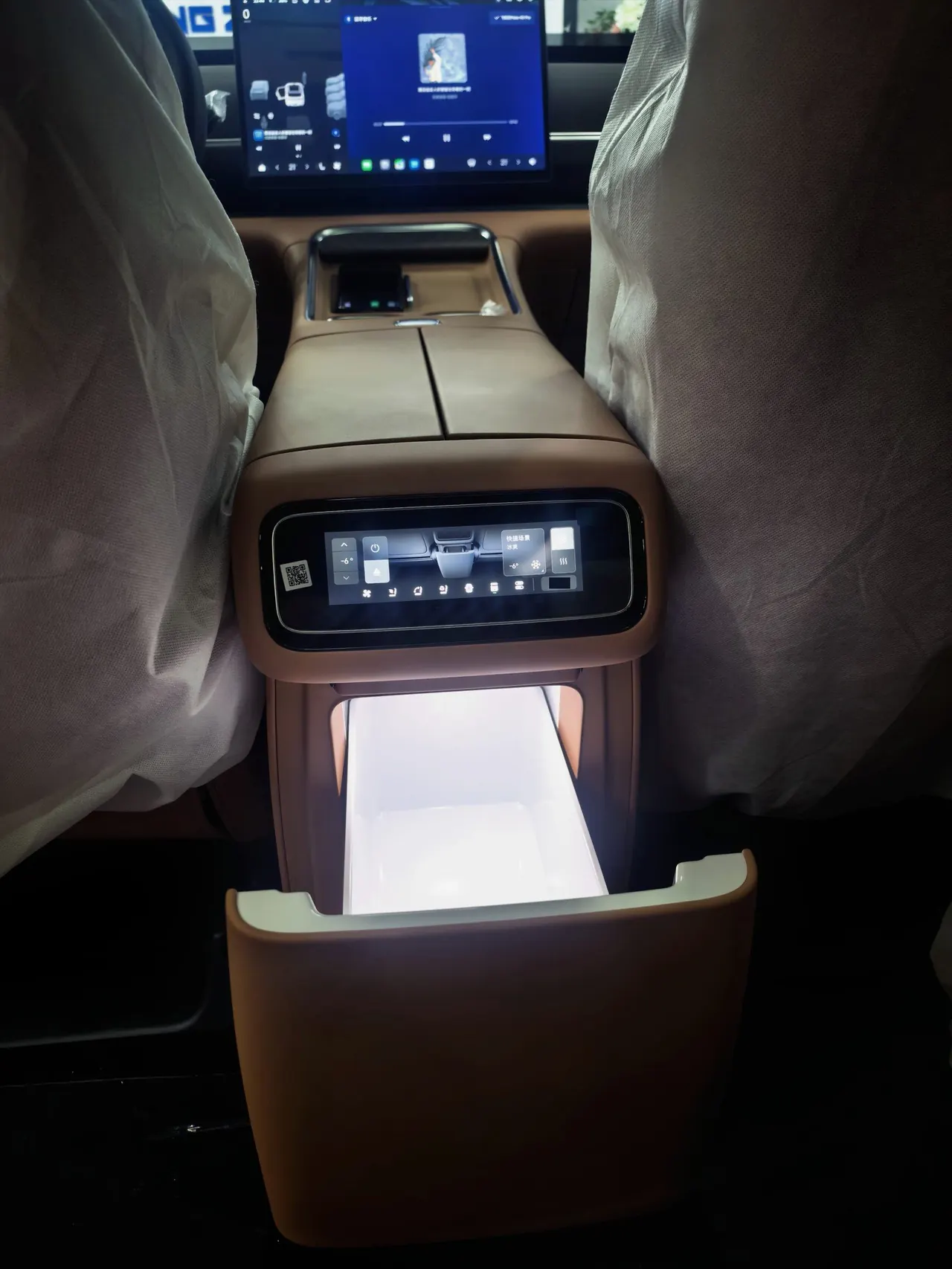 Leapmotor 2026 D 19 500 Zhizun Edition 6-seat Automatic Gear 5