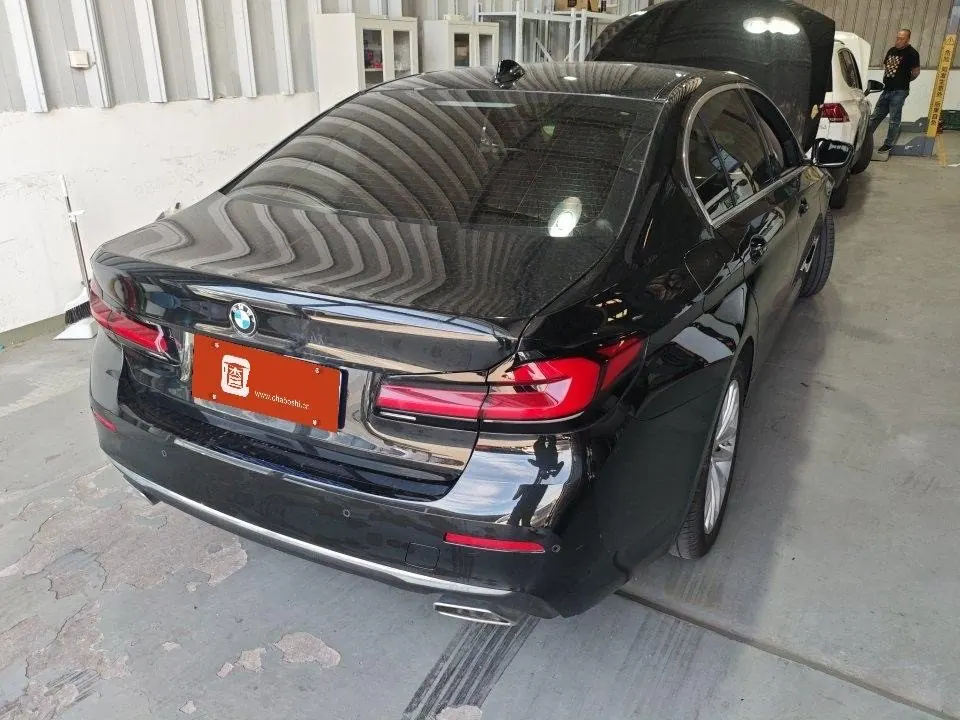 BMW 5 Series 2022 525Li 2.0T Luxury Suit (Modified) Automatic Gear 2