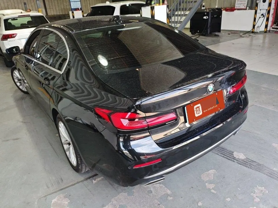 BMW 5 Series 2022 525Li 2.0T Luxury Suit (Modified) Automatic Gear 4