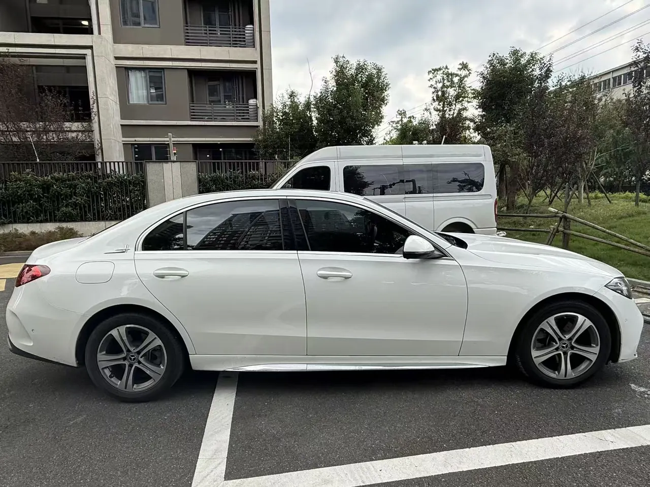 Mercedes Benz Class C 2022 C 200 L 48V 1.5T Sports Edition (Modified) Automatic Gear 3