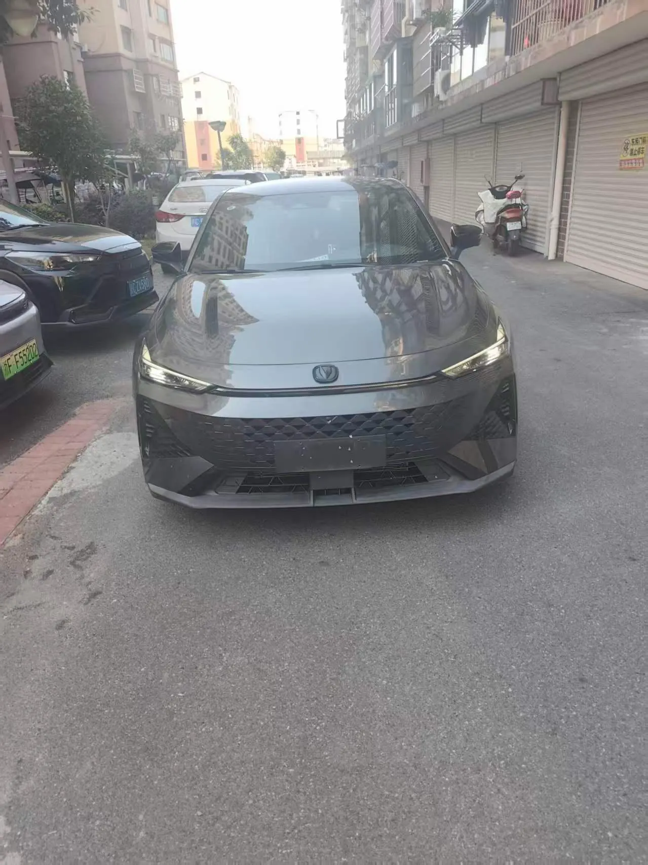 ChangAn 2023 UNI-V 1.5T Smart Pilot Automatic Gear 2