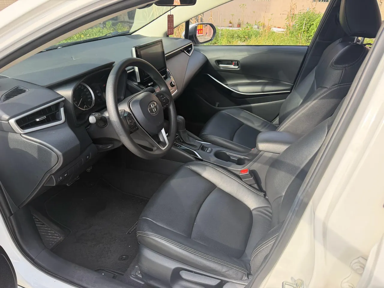 Toyota 2023 Corolla Double Engine 1.8 Stepless Intelligent Electric Hybrid Pioneer Edition Automatic Gear 4