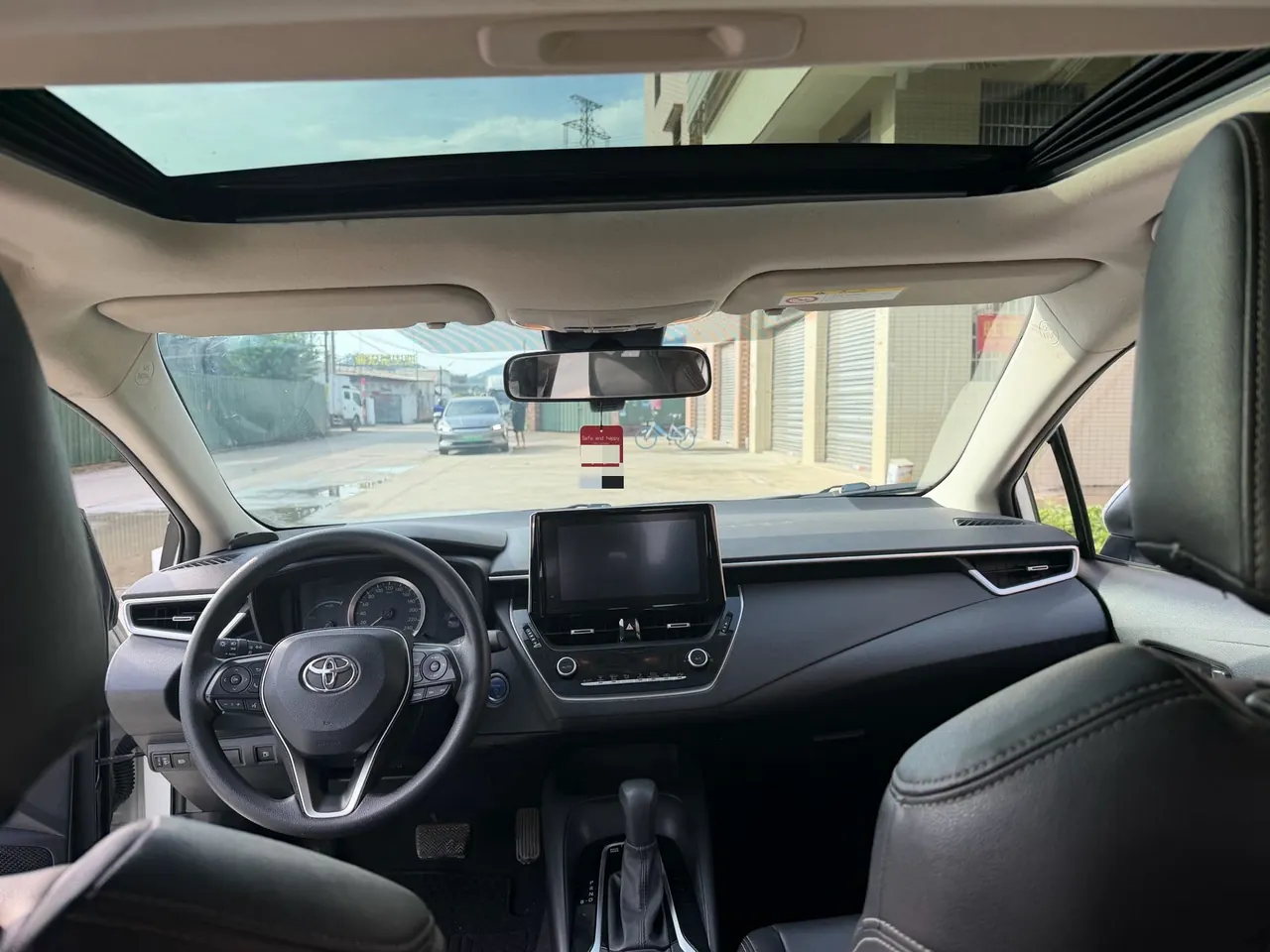 Toyota 2023 Corolla Double Engine 1.8 Stepless Intelligent Electric Hybrid Pioneer Edition Automatic Gear 5