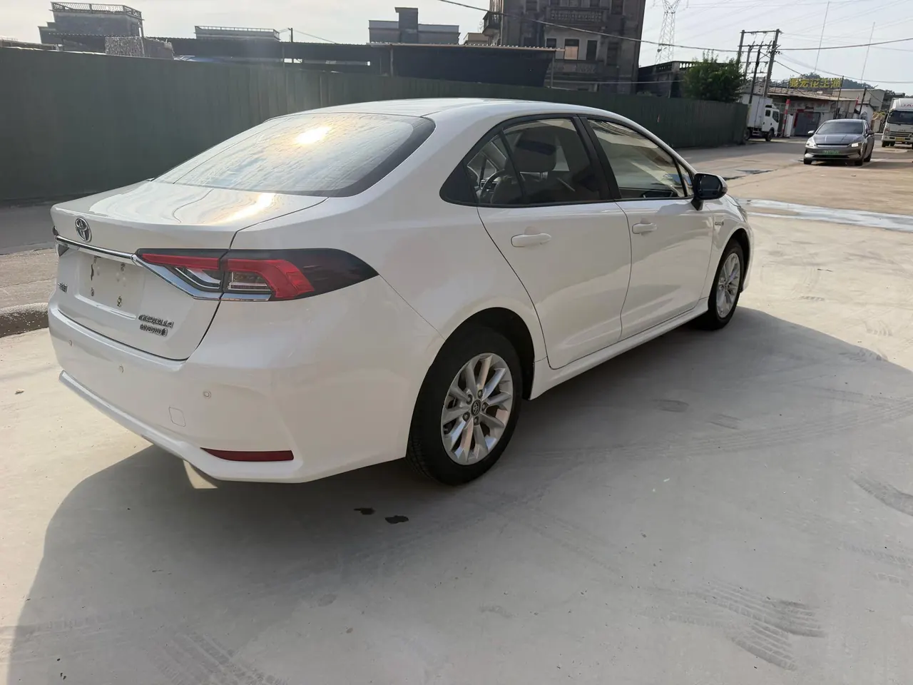 Toyota 2023 Corolla Double Engine 1.8 Stepless Intelligent Electric Hybrid Pioneer Edition Automatic Gear 7