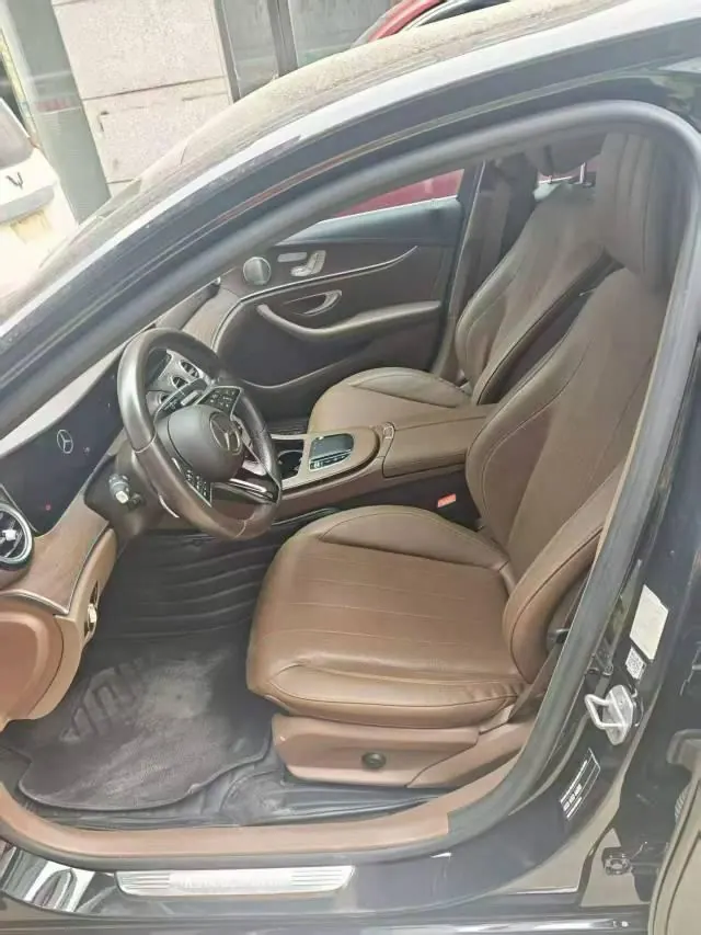 Mercedes Benz E Class 2023 E 300 L 2.0T Luxury Automatic Gear 3