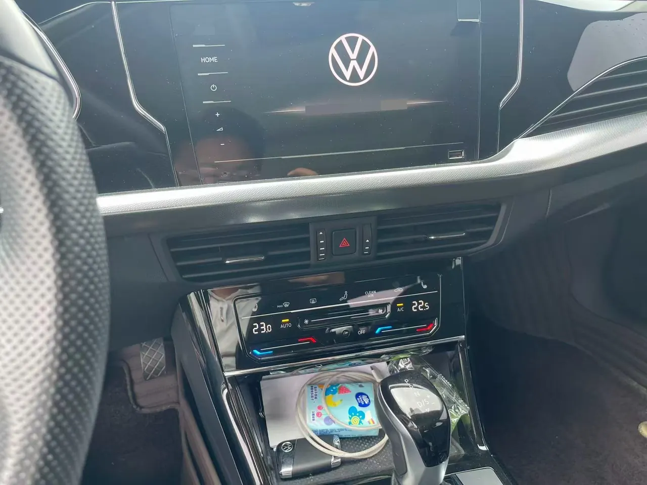 Volkswagen 2023 Passat 2.0TSI 330TSI Starry Sky Luxury Edition (facelift) Automatic 4