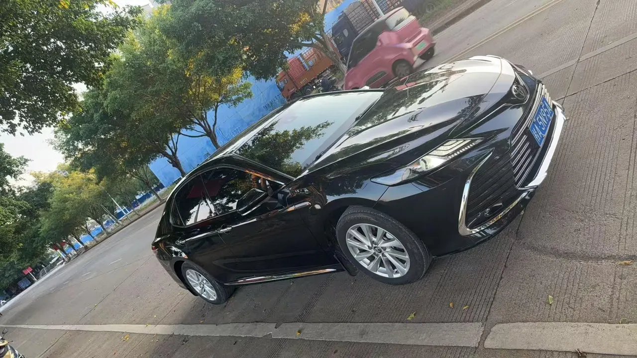 Toyota 2023 Camry 2.0G Stepless Deluxe Edition Automatic Gear 2