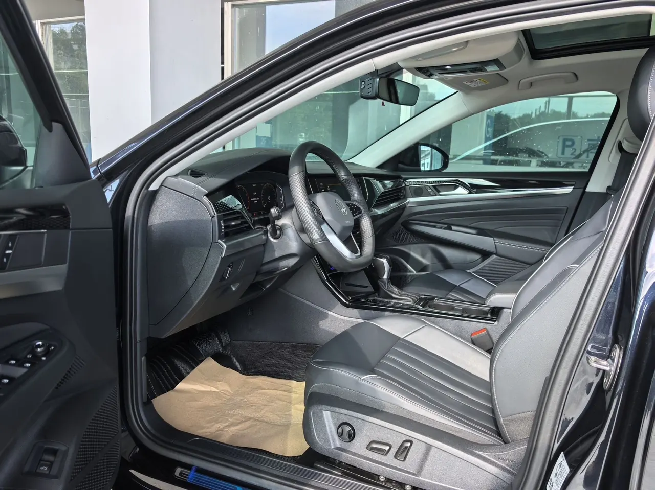 Volkswagen 2023 Passat 2.0TSI 330TSI Star Elite Edition (Modified) Automatic Gear 3