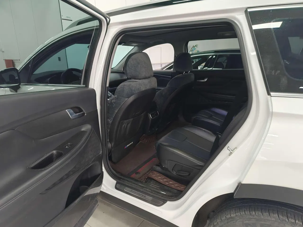 Hyundai 2023 Shengda Traveler 2.0TGDi 380TGDi GLX Two-Drive Elite Edition Automatic Gear 2