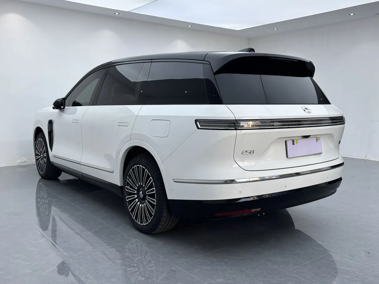 NIO 2026 ES8 6-seat executive deluxe automatic gear 10