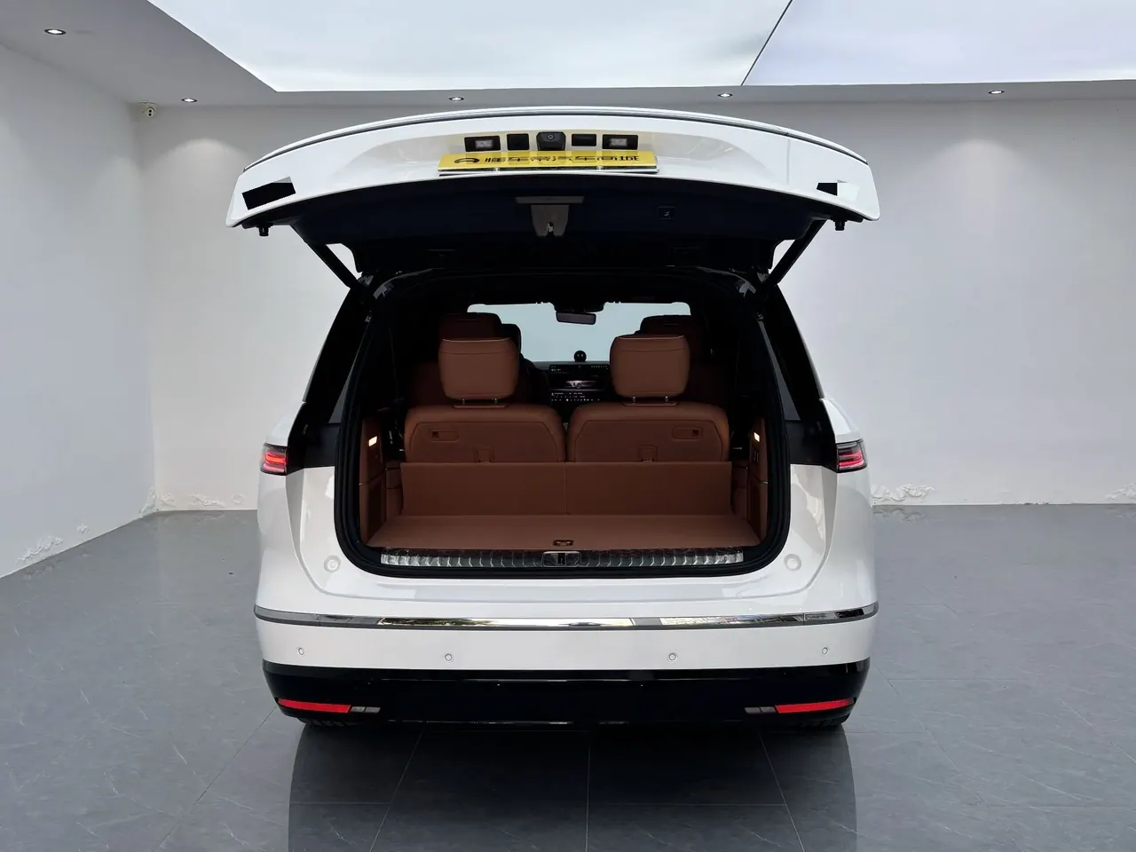 NIO 2026 ES8 6-seat executive deluxe automatic gear 5