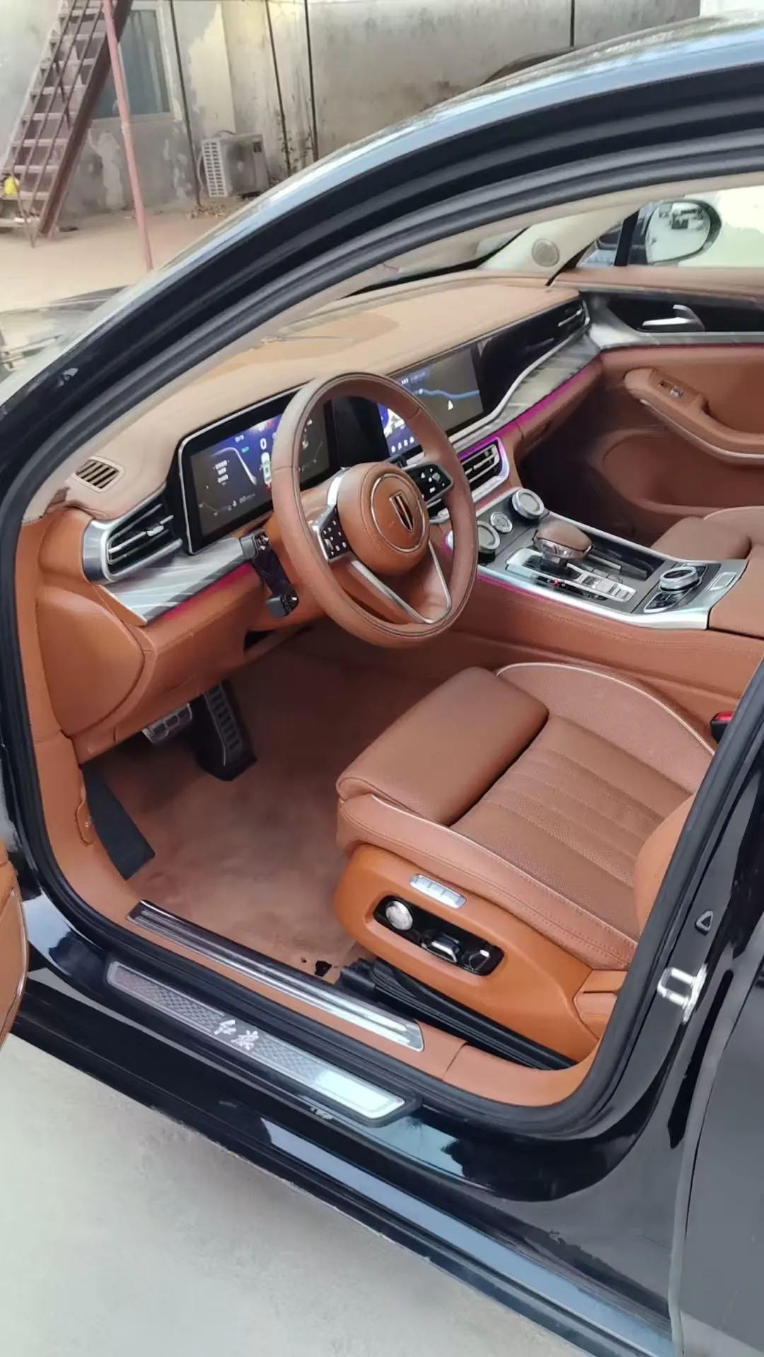 HongQi 2020 H9 48V 2.0T Zhilian Qi Chang Edition Automatic Gear 7