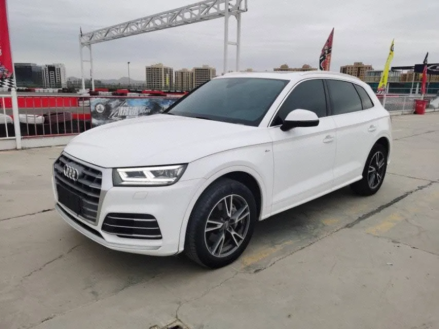 Open image lightbox: Audi 2020 Q5L 2.0TFSI 40TFSI enjoy enterprising (facelift) automatic gear
