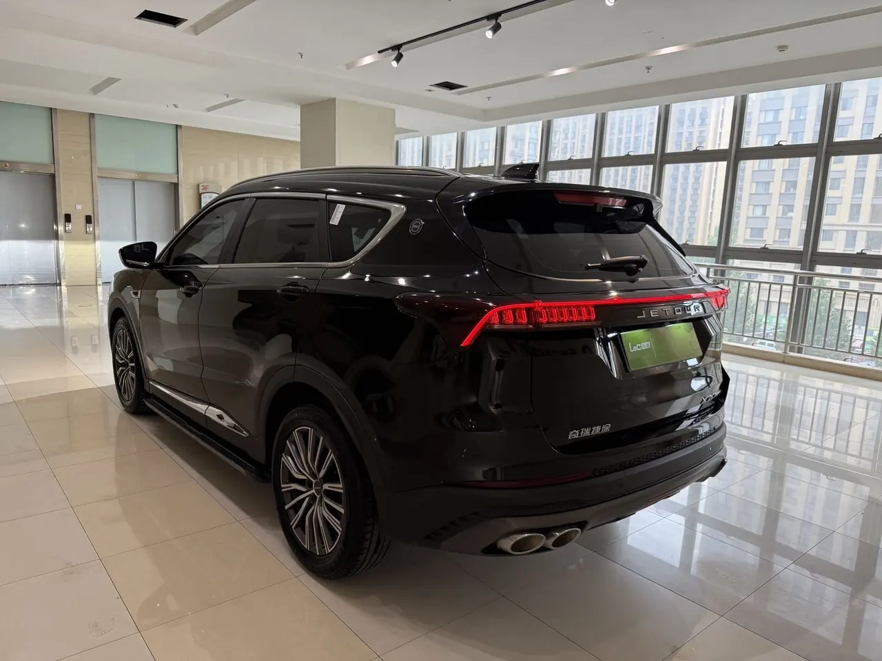 Jetour 2023 X70 PLUS 1.5T Brave PLUS5 Automatic Gear 9