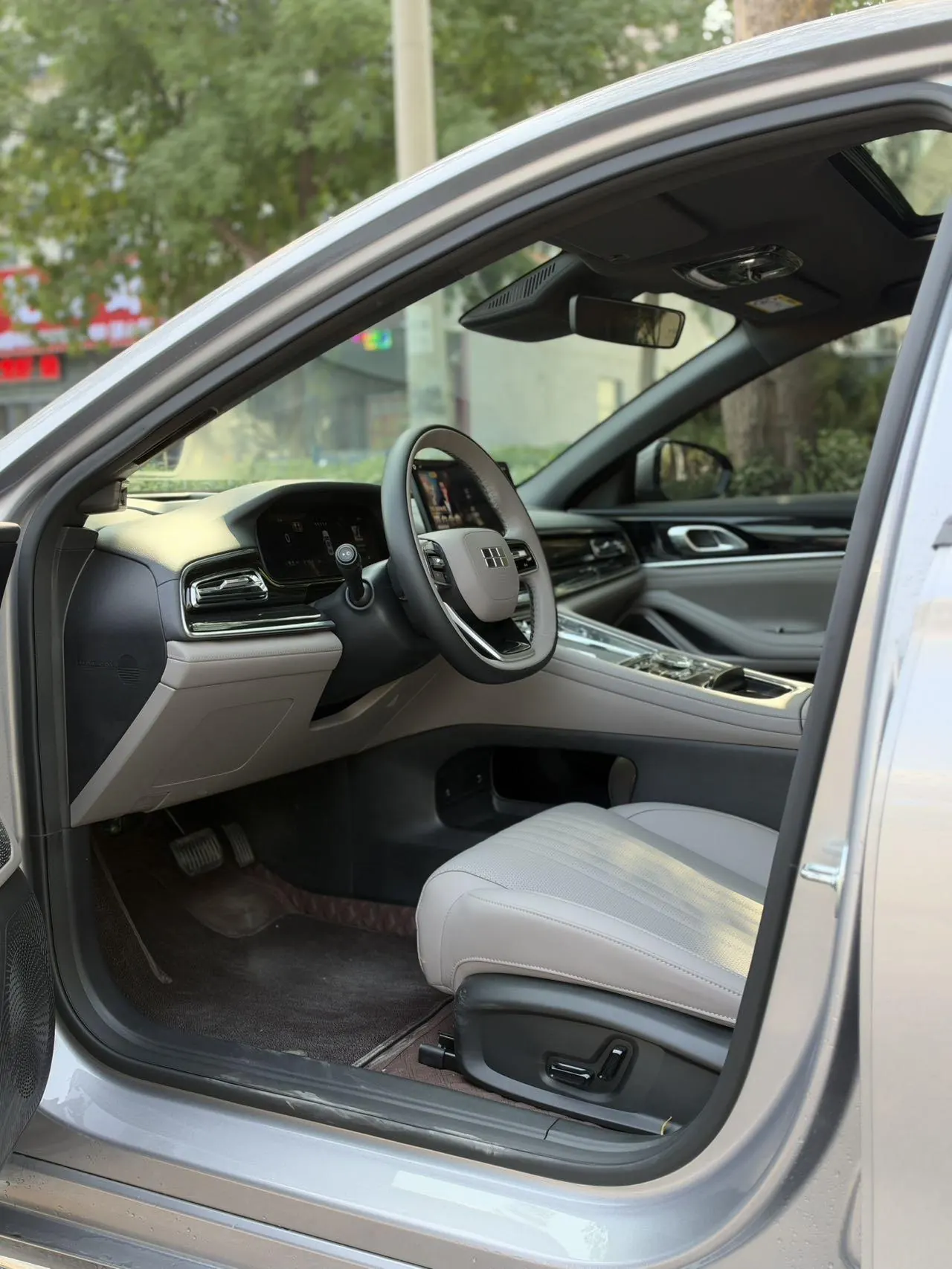 Geely Galaxy 2026 star shine 7 EM-i 1.5 220km four-wheel drive star shine version automatic gear 5