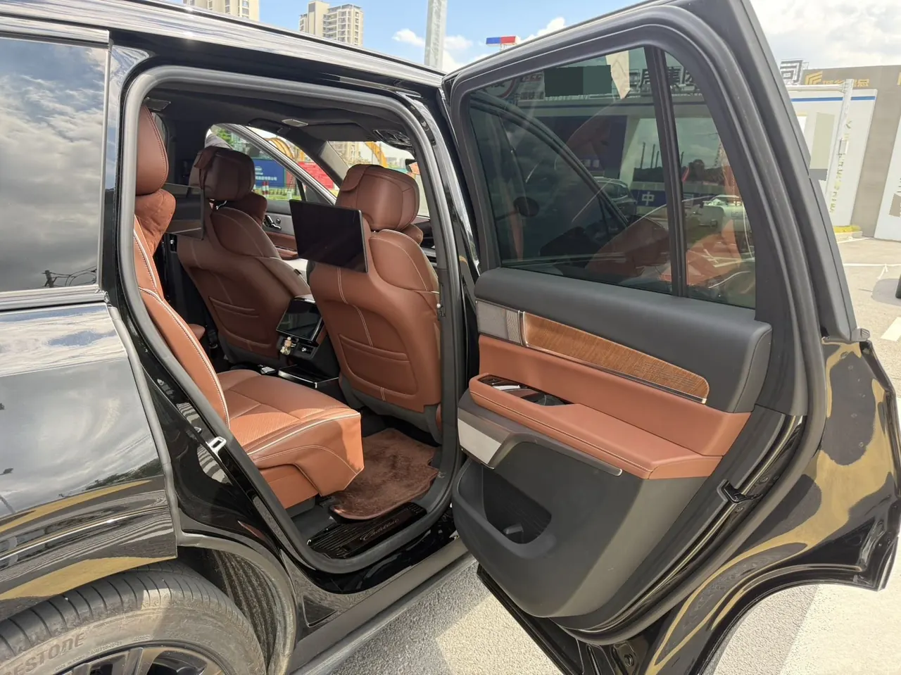 Cadillac 2026 Kayvid high-performance four-wheel drive Ultra automatic transmission 7