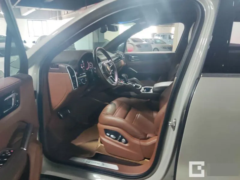 Porsche Cayenne (Imported) 2020 Cayenne S 2.9T Automatic 3