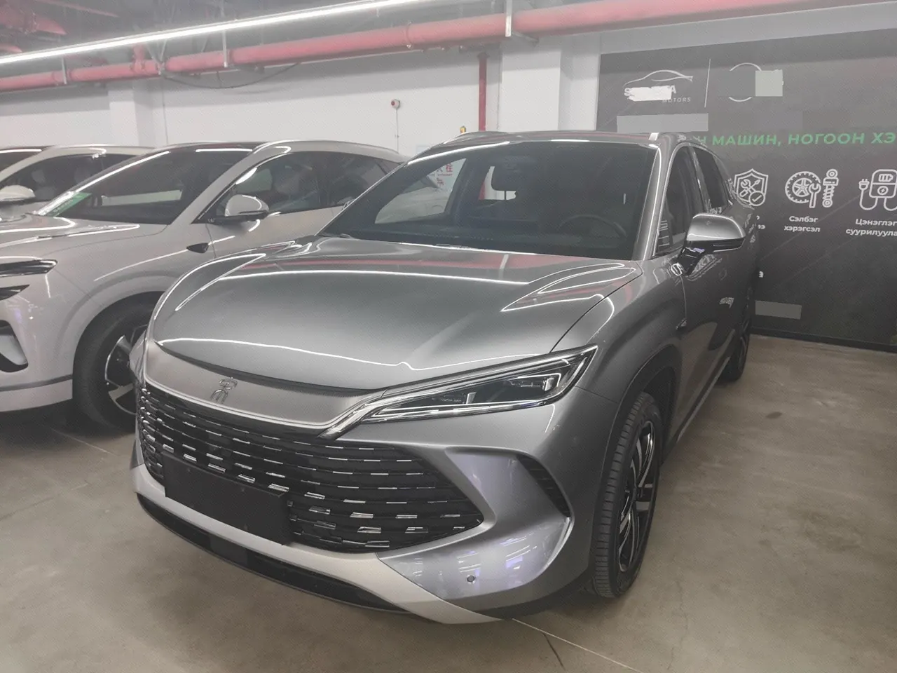 BYD 2025 Song L DM-i 1.5 Stepless Smart Driving Edition 112km Exceed Automatic Gear - View 1