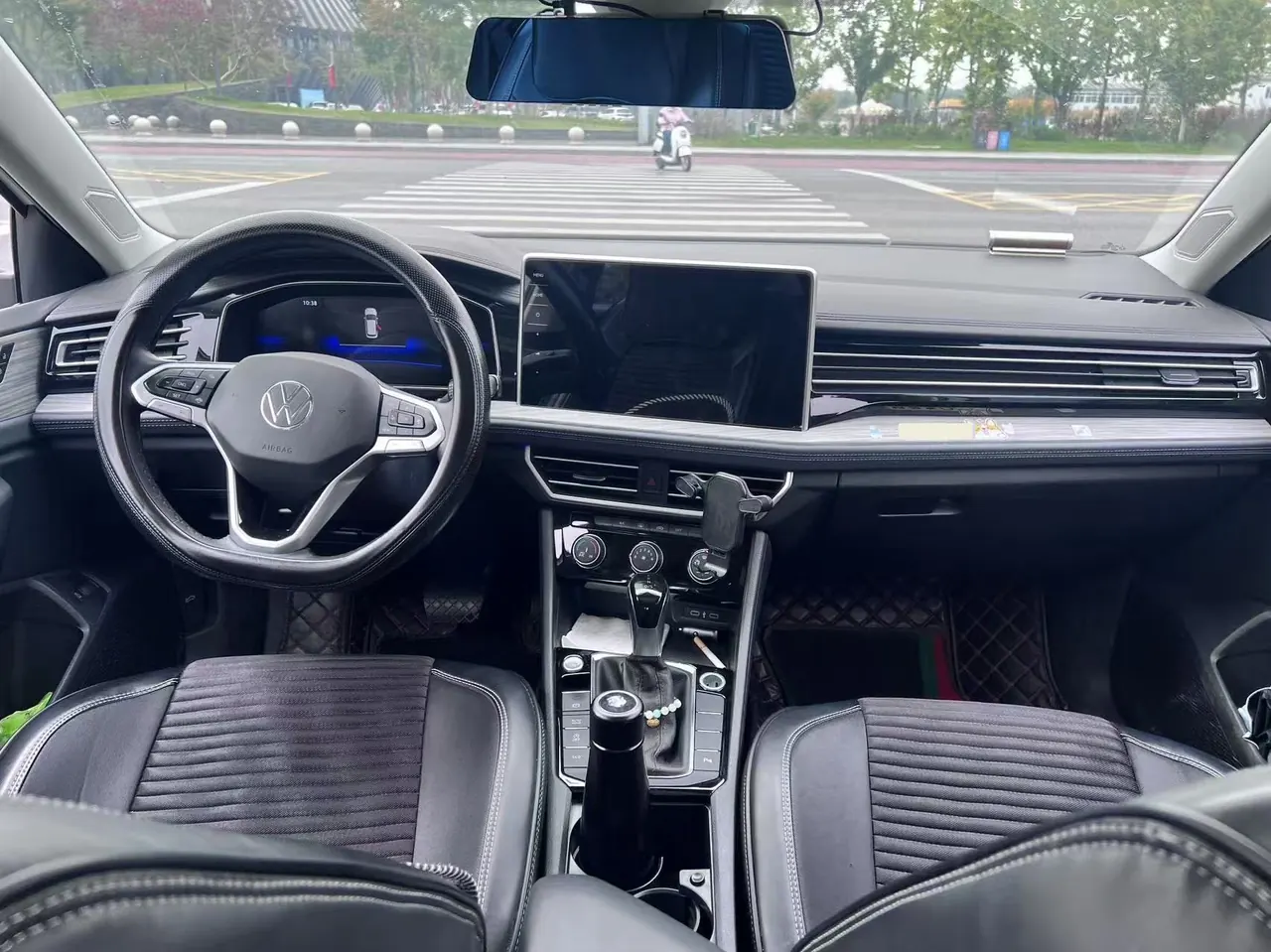 Volkswagen 2023 Sagitar 1.5TSI 300TSI Exceed Edition Automatic 3