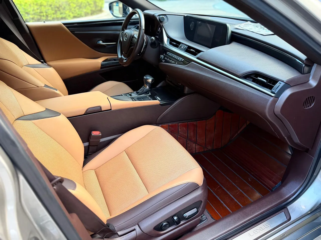Lexus ES (Imported) 2020 ES260 2.5 Excellence Automatic Gear 6
