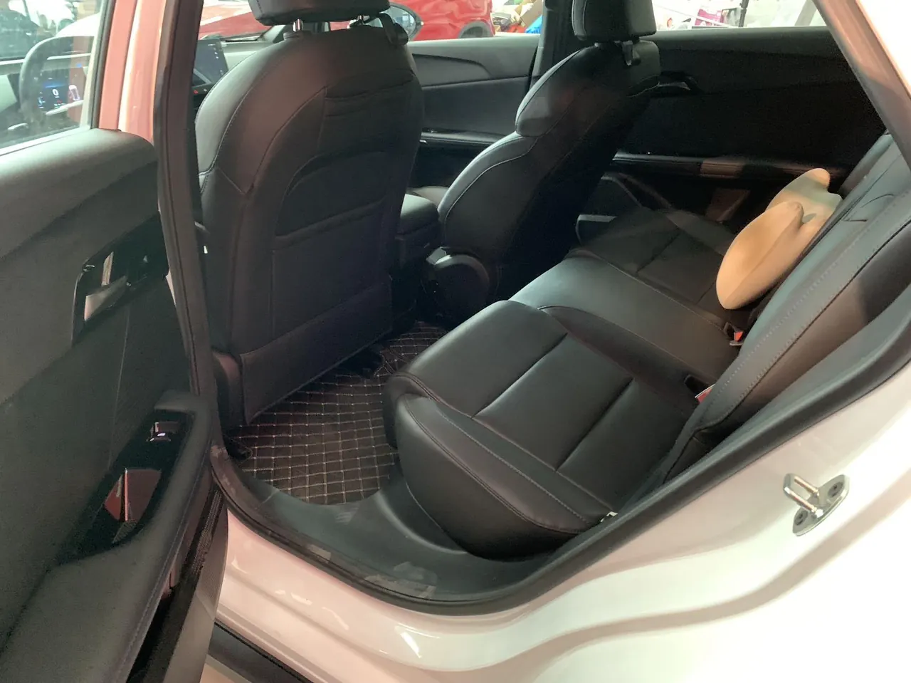 MG 2023 MG4 EV 425km Executive Edition Automatic Gear 5