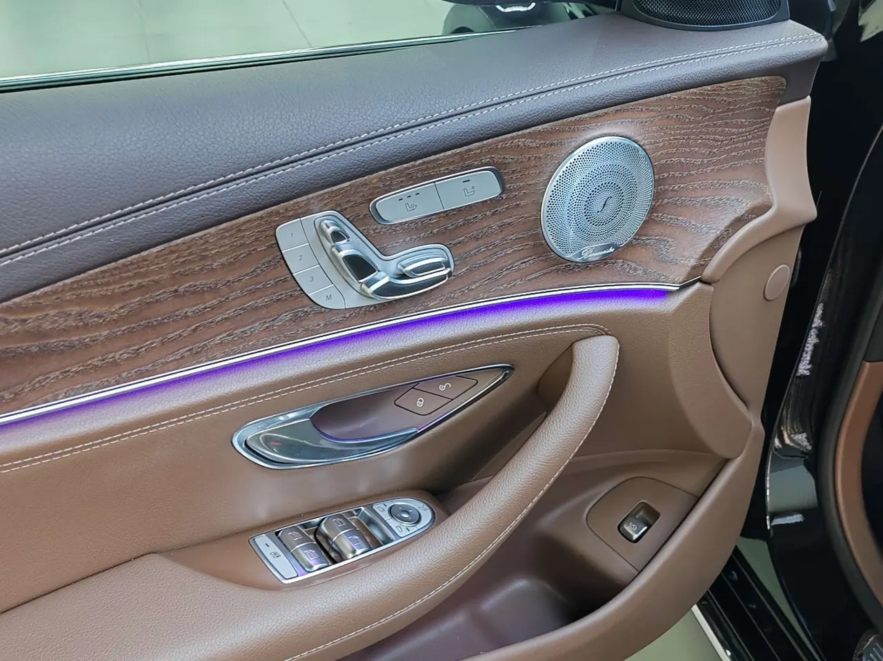 Mercedes Benz E Class 2020 E 300 L 2.0T Luxury Automatic Gear 18